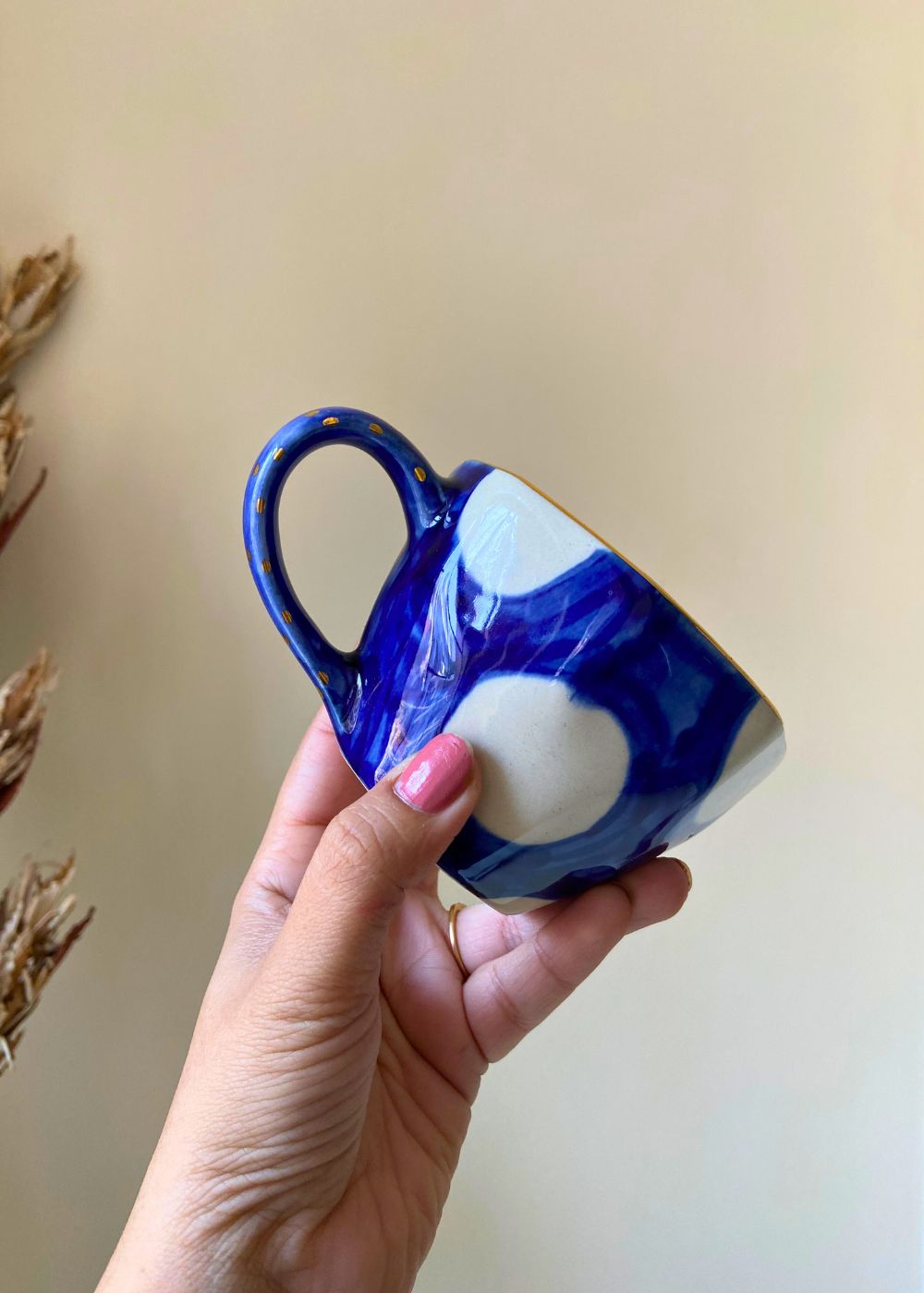 blue & gold polka mug made by ceramic 