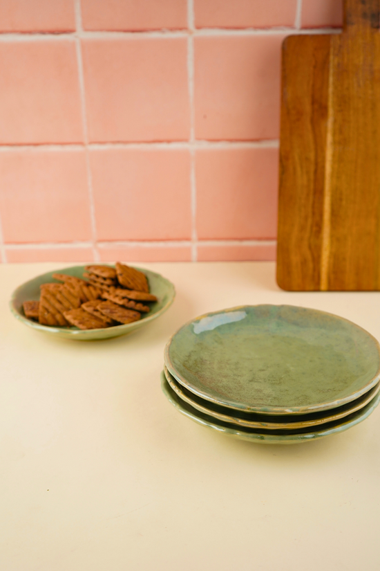 Modern & Stylish Serving Plates 