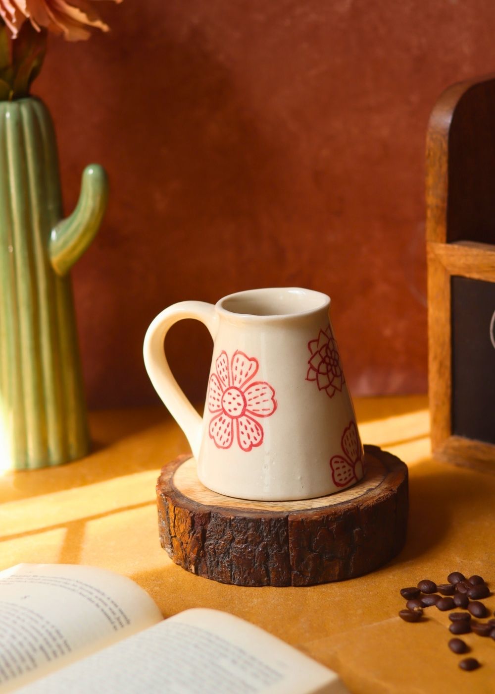 Red Floral Embrace Mug with premium quality material