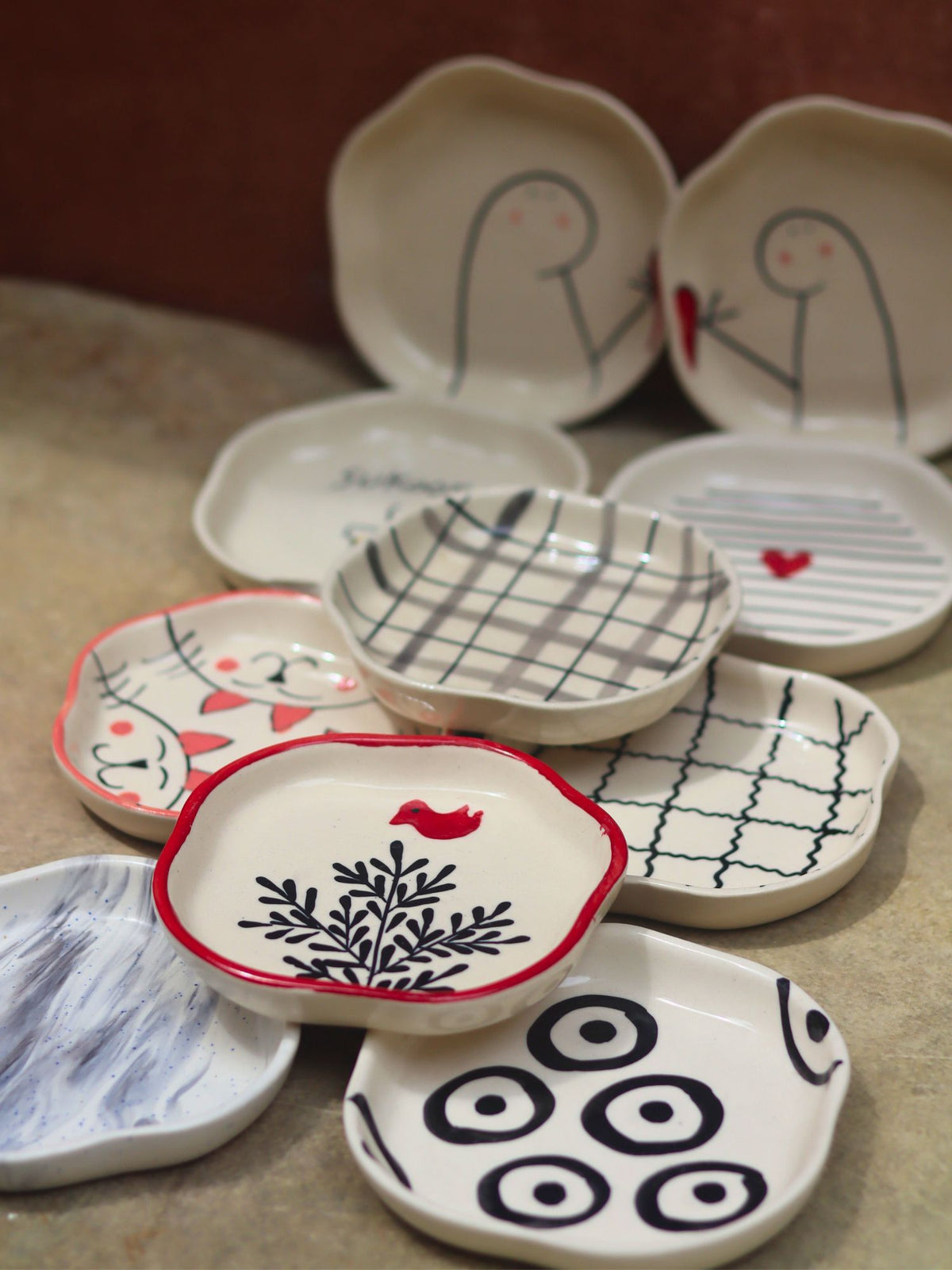 Set of 10 Black & White Bliss dessert plates combo (for the price of 7)