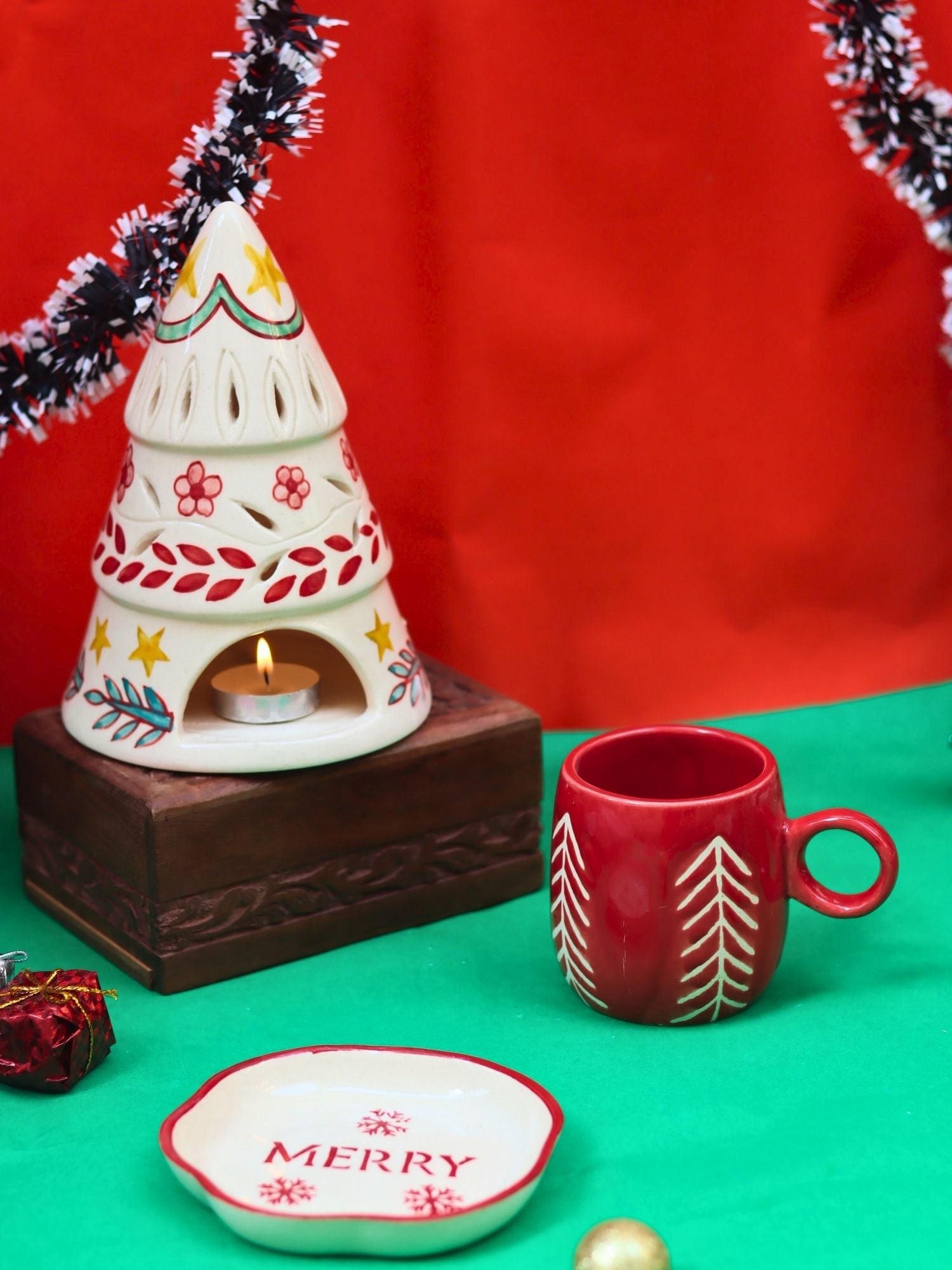 Set of 3 - Merry treat combo made by ceramic