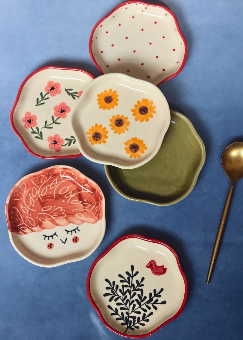 Set of 6 Charming Sweet handmade Dessert Plate (for the price of 5) with premium quality material