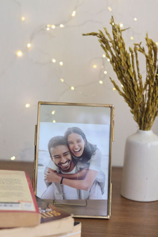 Minimal Glass frame with premium quality material