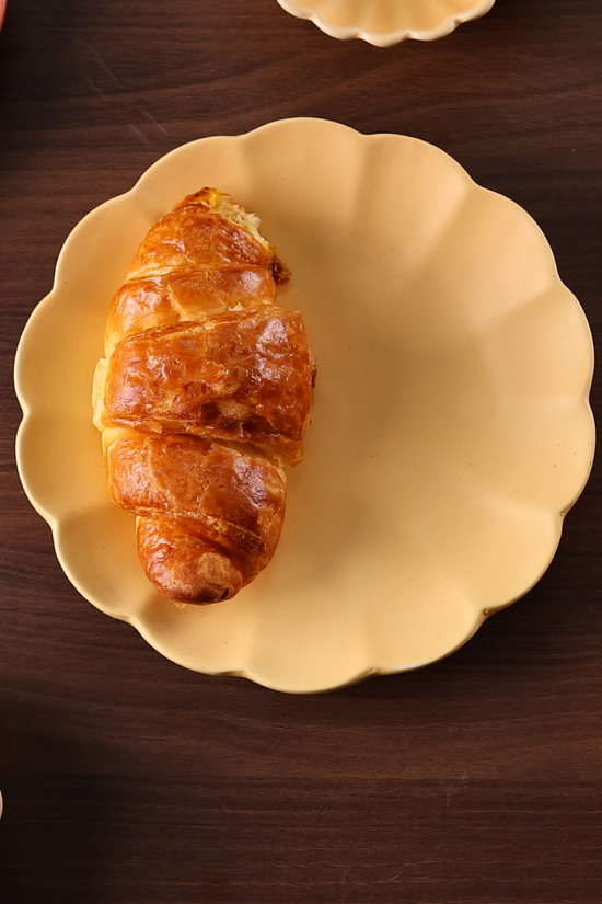 Genda phool plate 