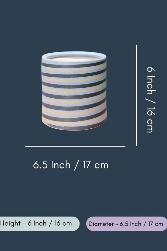 Grey Spiral Planter