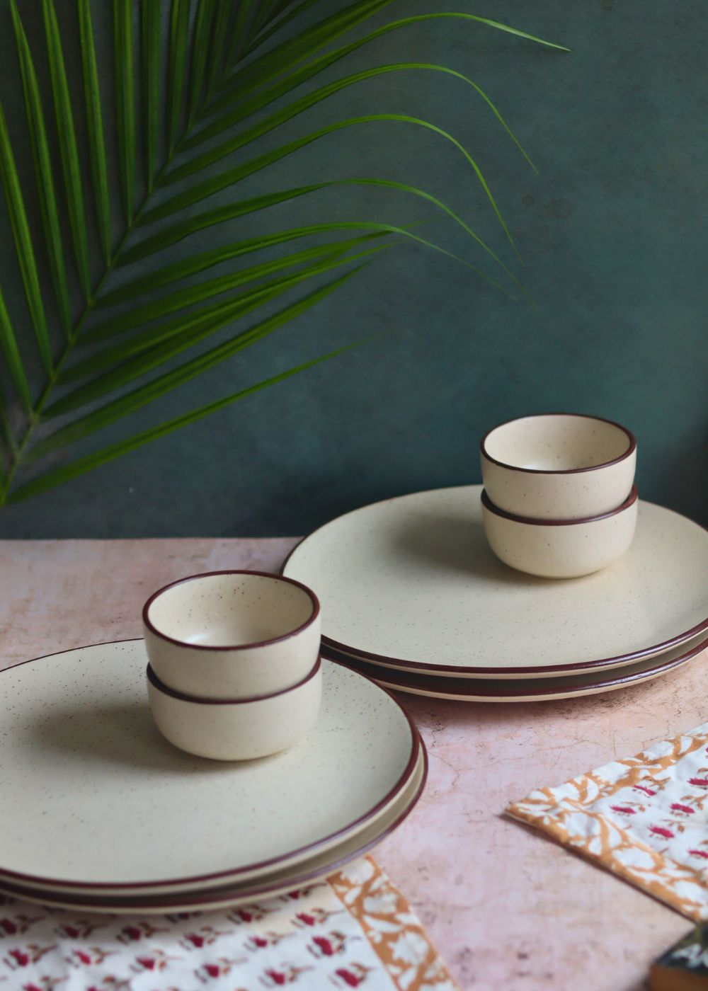 Set of 8 - Ivory Bliss Dinner set handmade in india