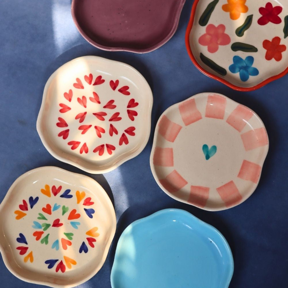 Set of 6 Heart & Neutral Dessert Plate (for the price of 5) made by ceramic