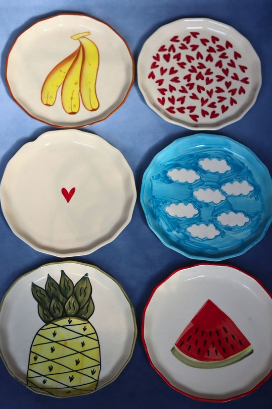handmade Set of 6 Plates (For the price of 5)
