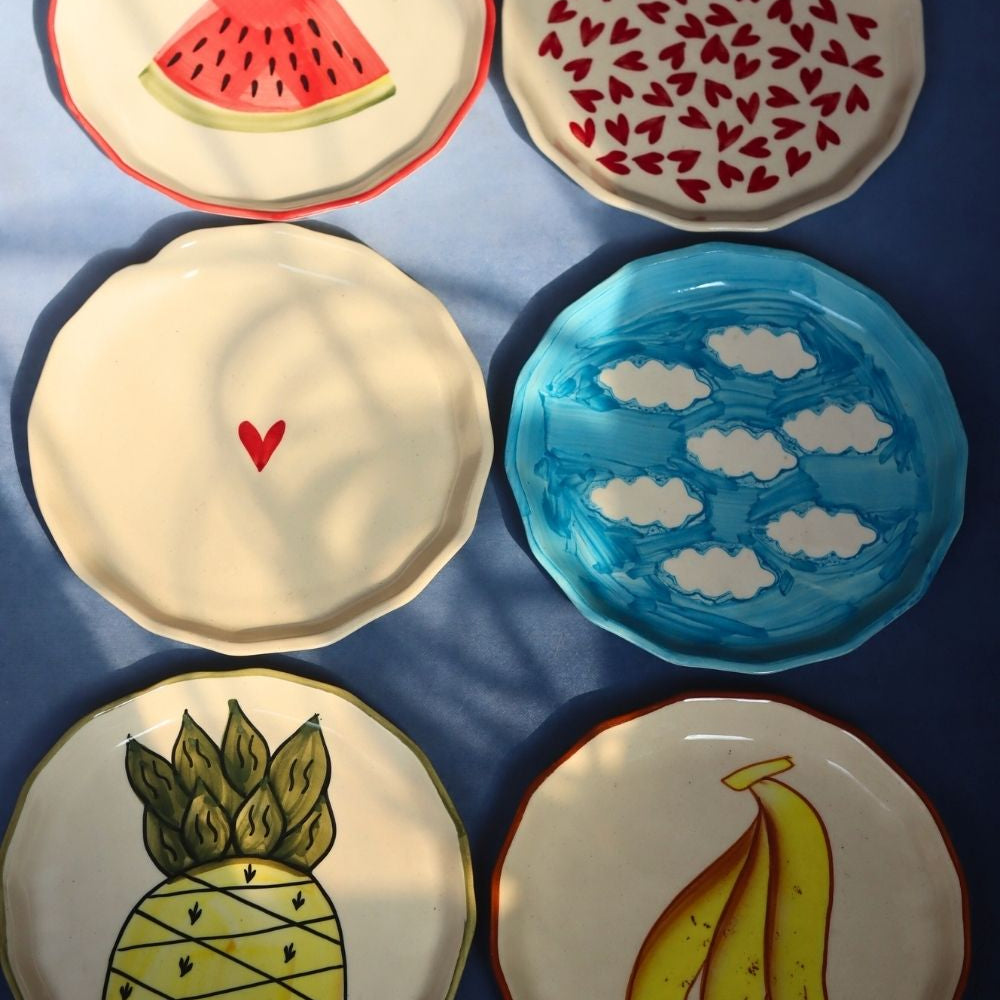 Set of 6 Plates (For the price of 5) made by ceramic