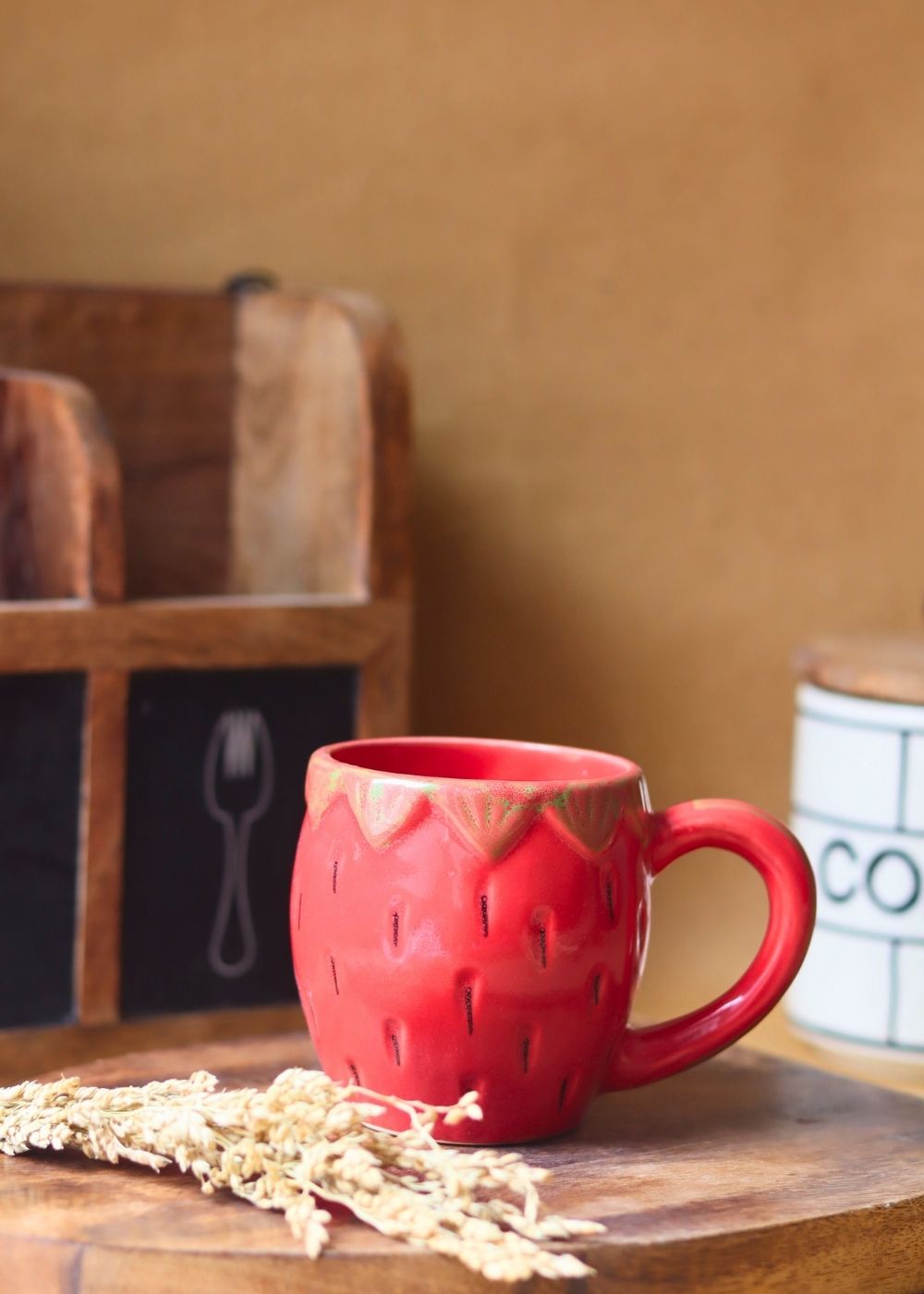Og Strawberry Mug made by ceramic