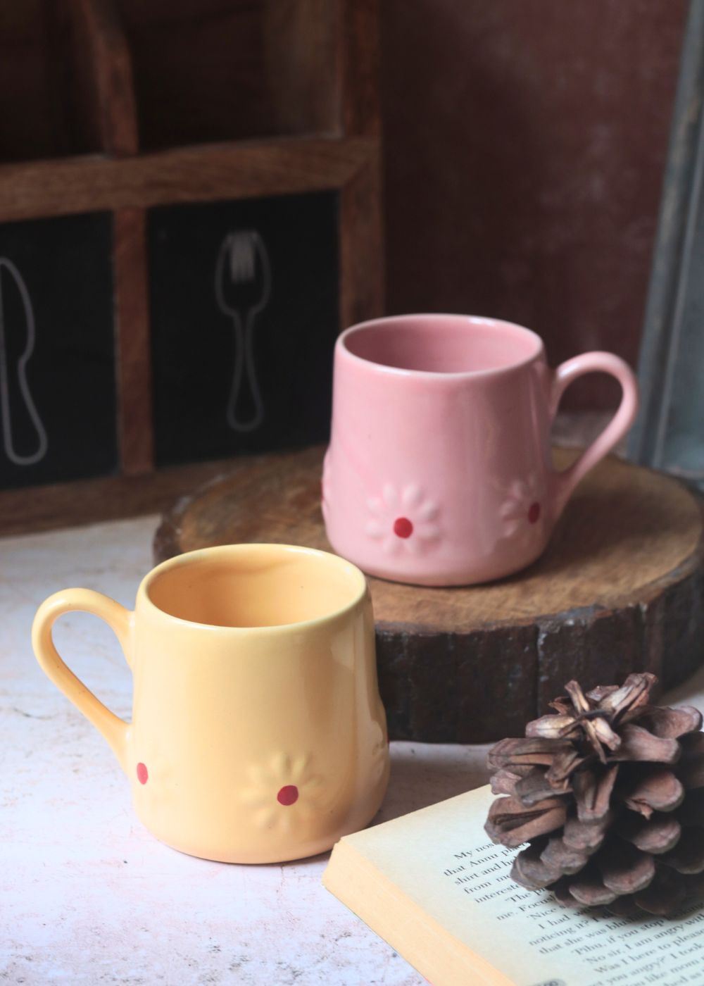 Set of 2 - Yellow & Pink Lily Mug made by ceramic