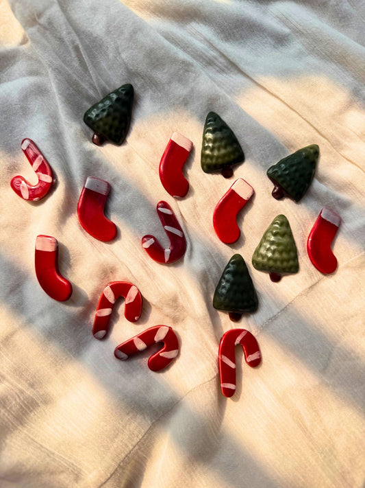 handmade Christmas Magnets made by ceramic