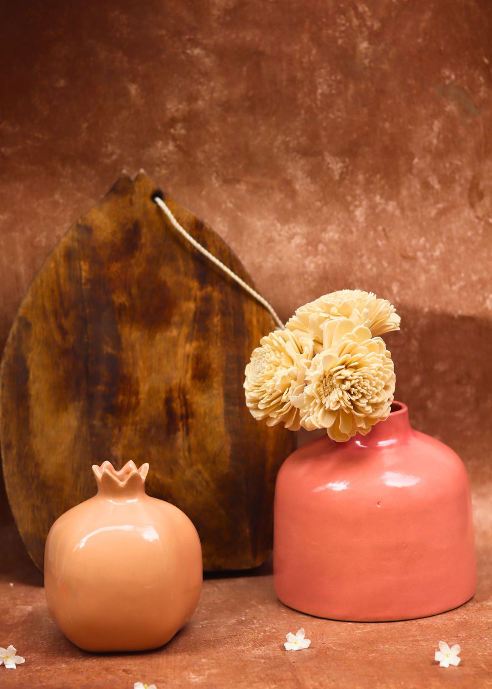 Peach Anar & Pink Round vase combo made by ceramic