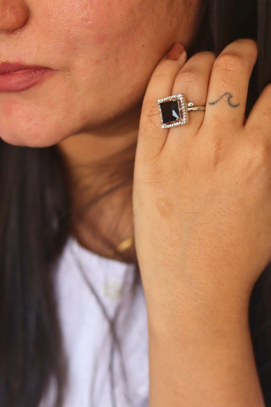 Noir Ring with premium quality material