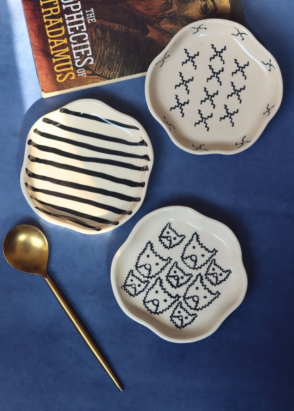 Set of 3 - Heart & Lined Dessert plate with premium quality material