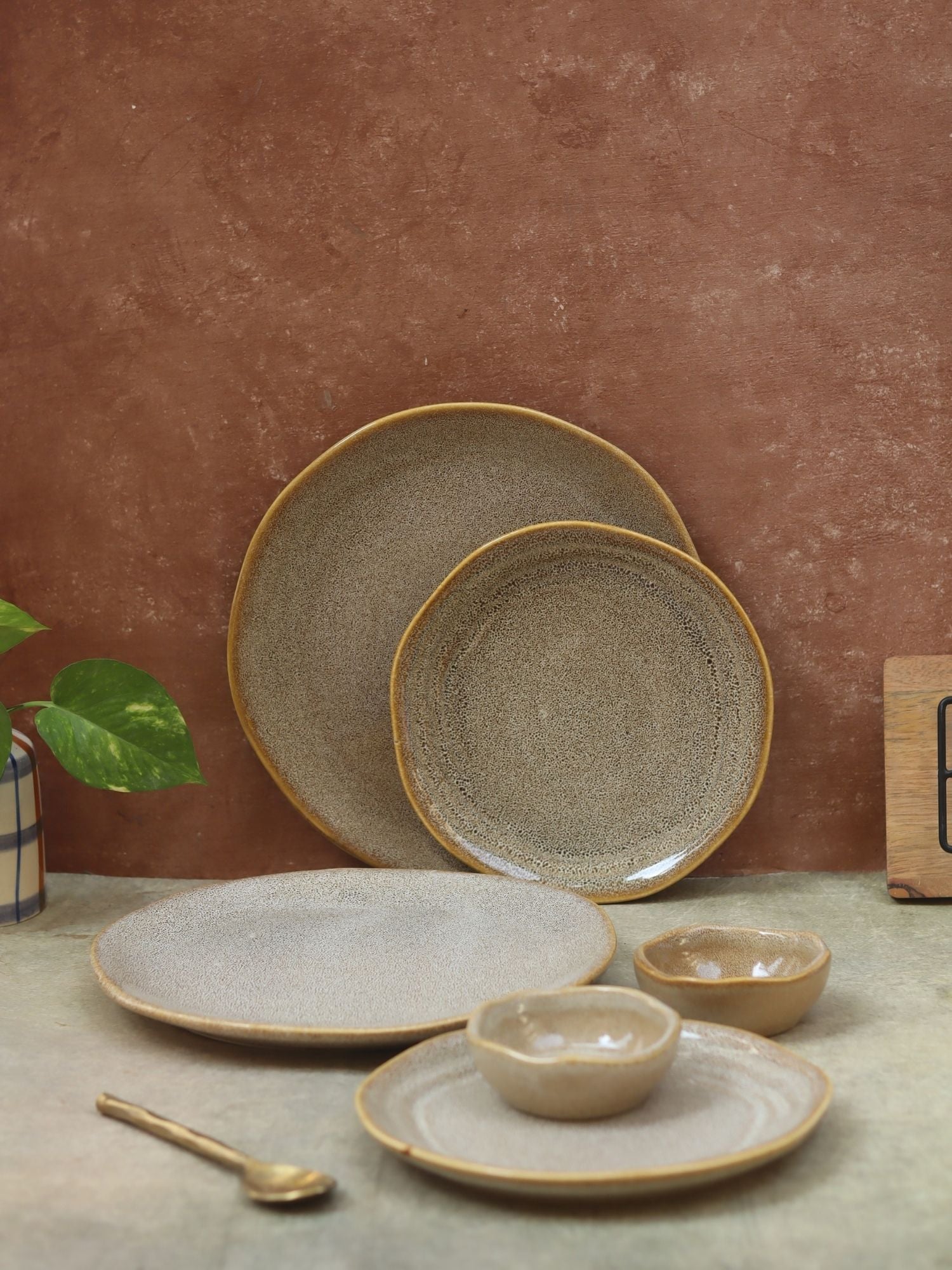 handmade Set of 6 -  Beige Artisanal Dinner Set