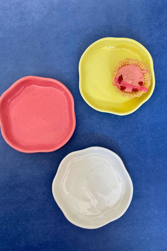 set of three dessert plates handmade in IINDIA 
