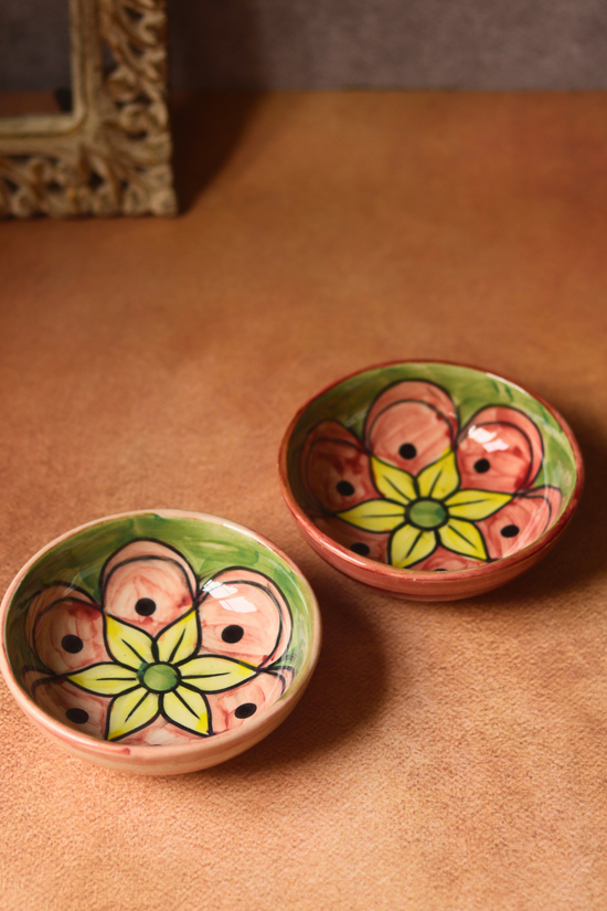 Green & pink nut bowls 