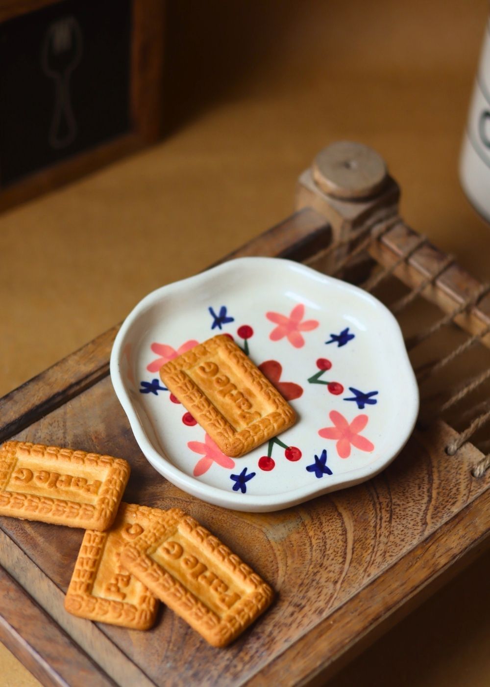 Bloom Handmade Dessert Plate with premium quality material