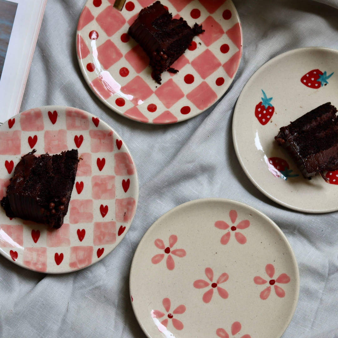 set of four dessert plate 