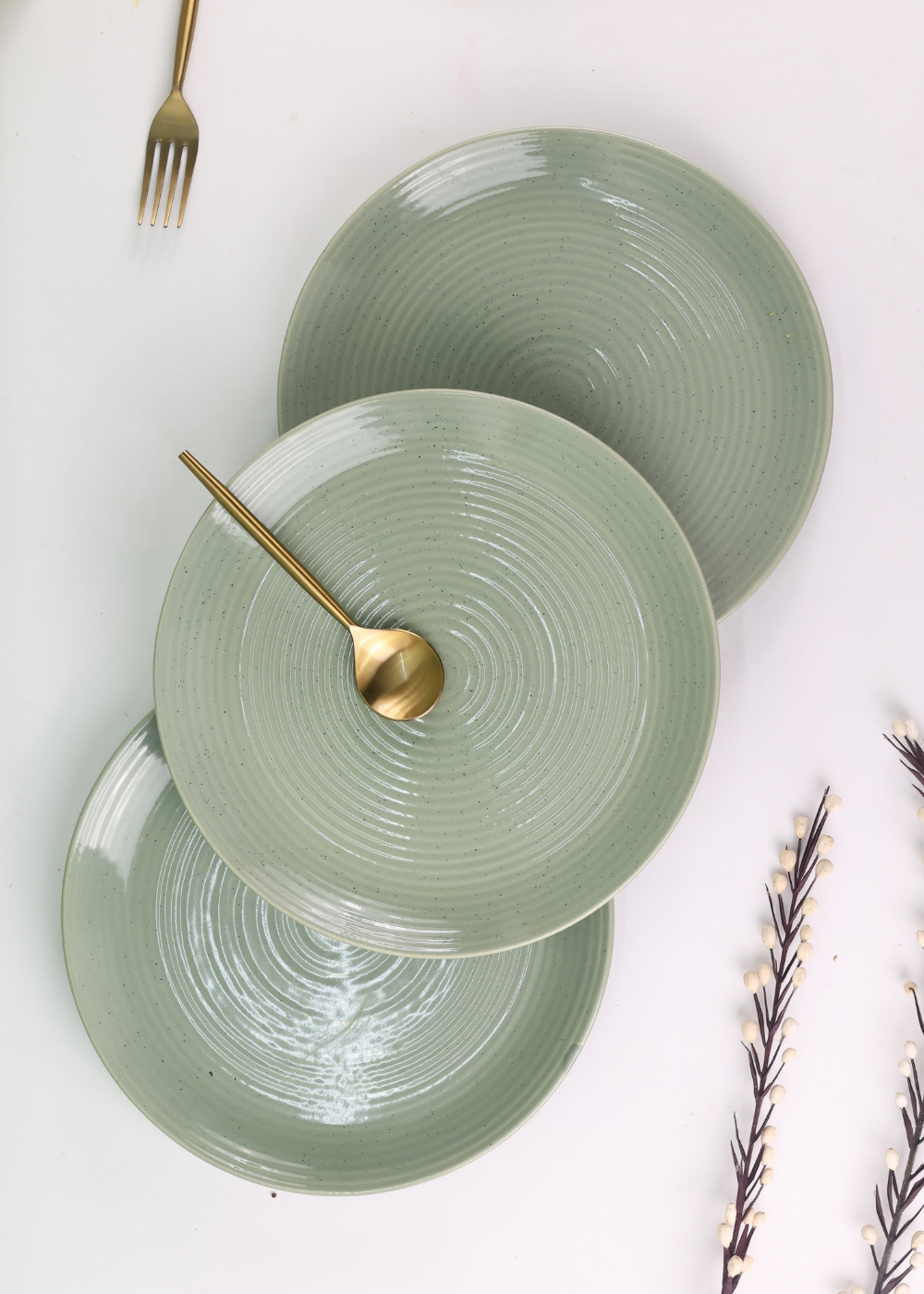 Dinner plate set
