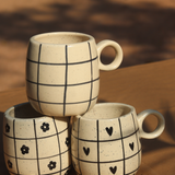 chequered cuddle mugs combo set of 3, drinkware