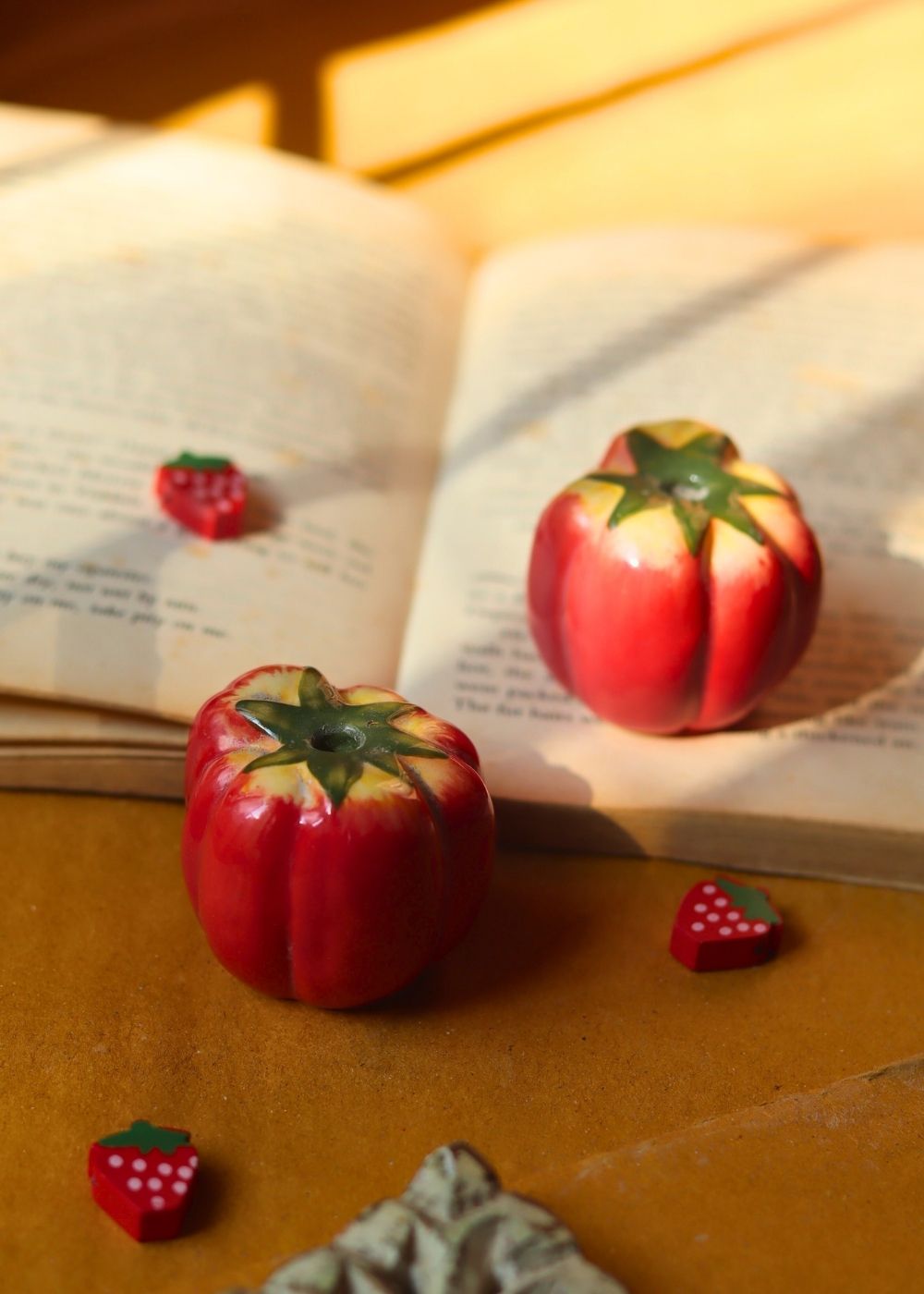 Tomato decor accent - set of 2 made by ceramic