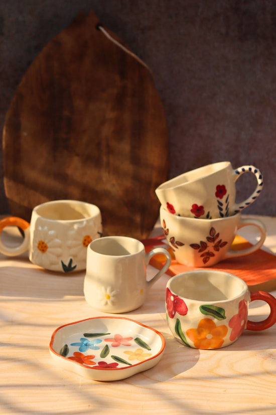 Set of 6 Elegant Mugs Combo (for the price of 5)