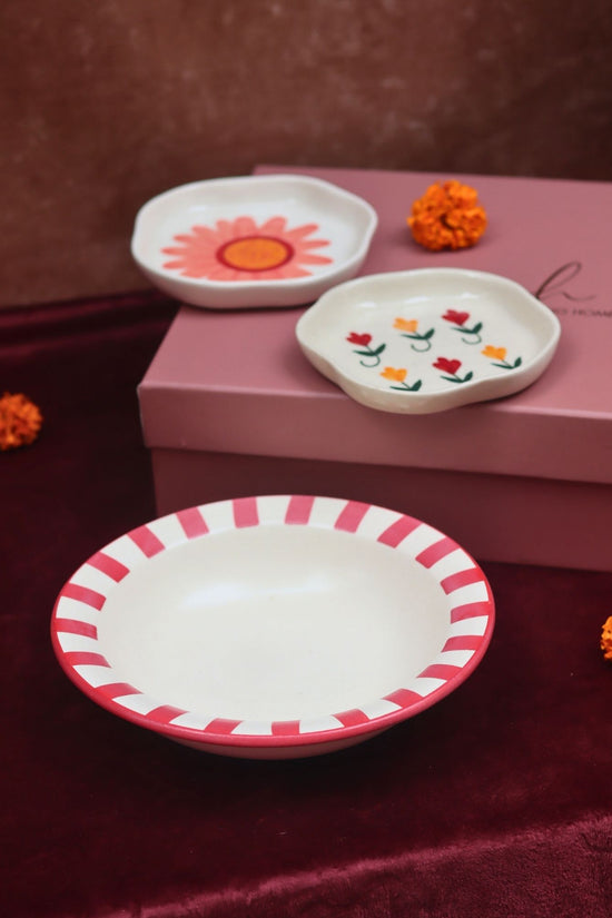 The Floral Luxe Gift Hamper with premium quality material
