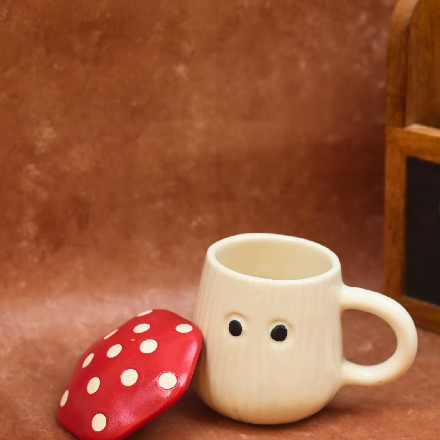 Mushroom Mug With lid with premium quality material