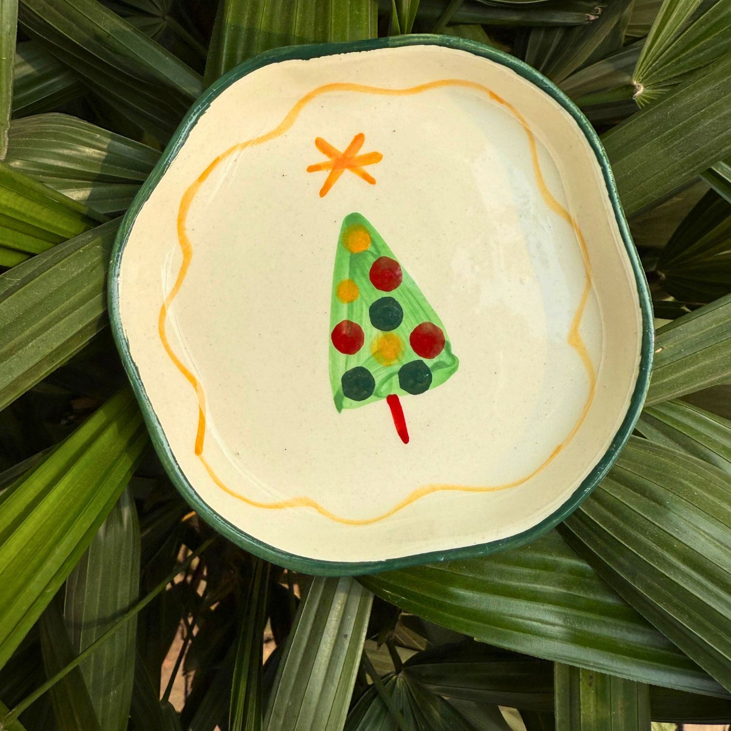 The Xmas Dessert Plate made by ceramic