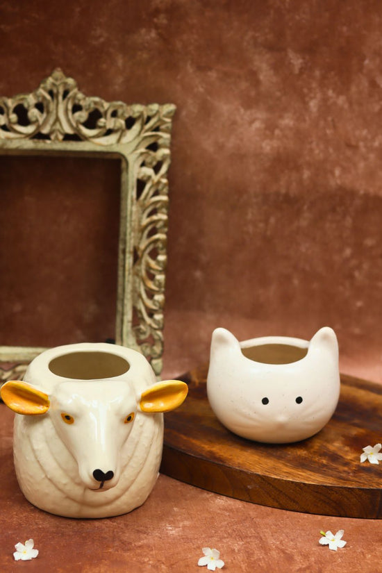 Cow & Kitty planter made by ceramic