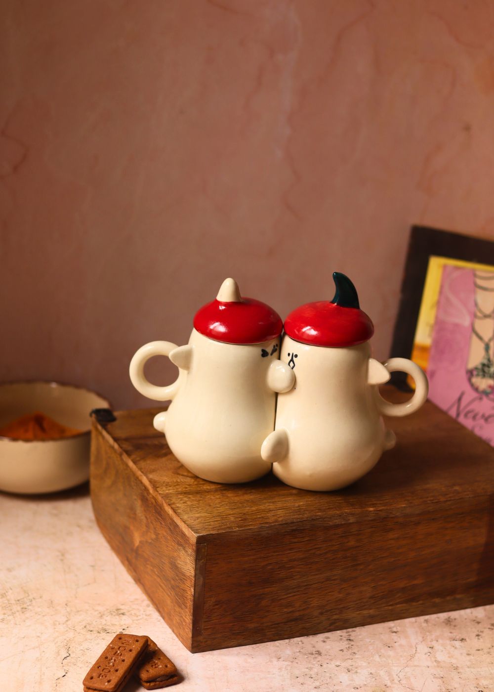 The cutest couple mug made by ceramic