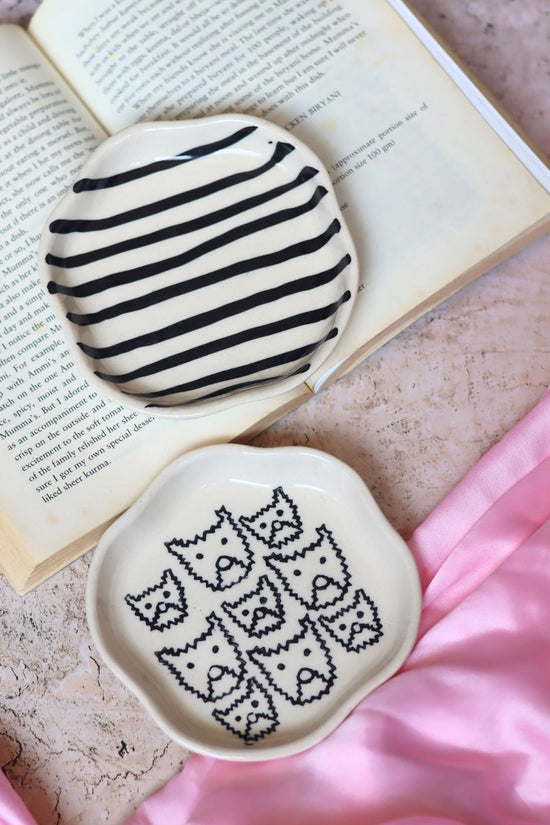 Cats & Zebra Handmade Dessert Plate handmade in india
