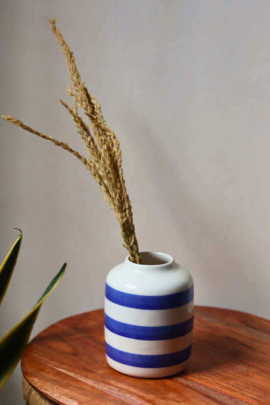 Handmade ceramic flower vase 
