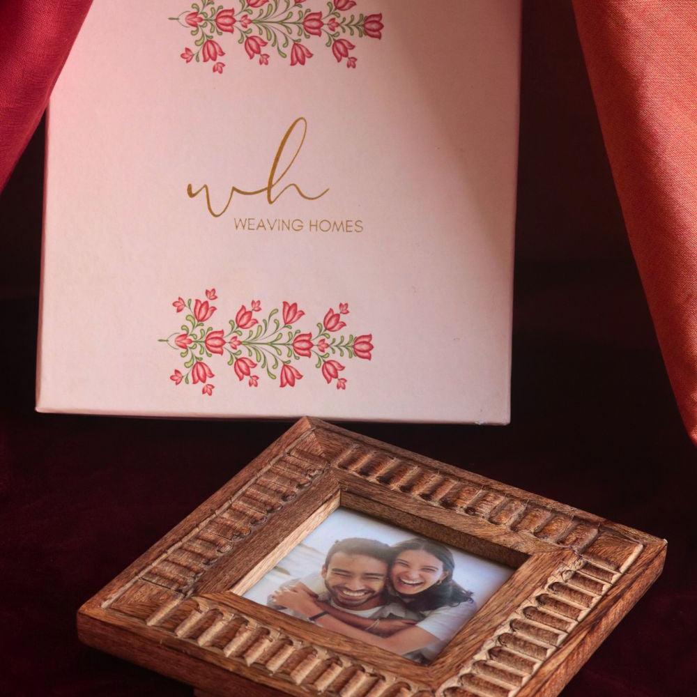 Modern Square Wooden Frame in a Gift Box made by wood