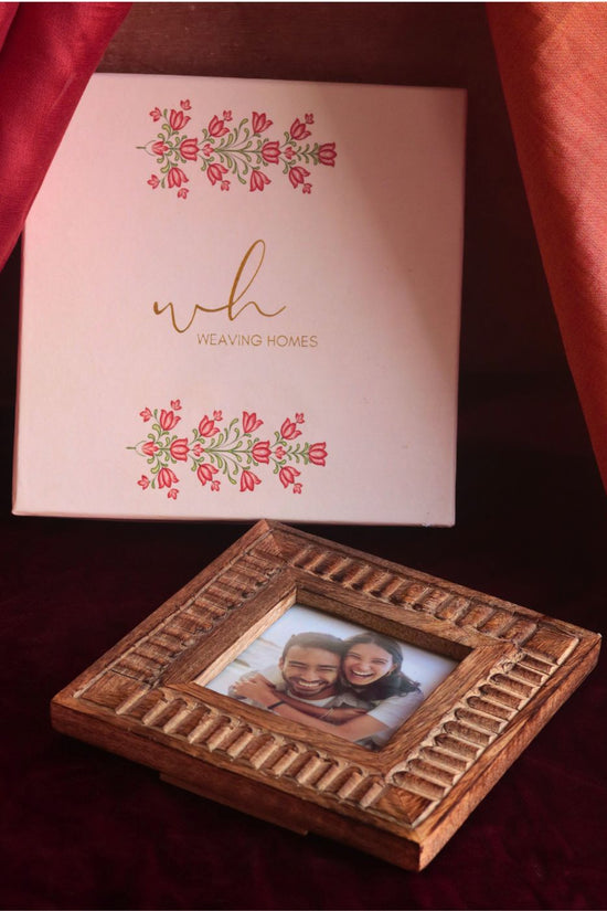Modern Square Wooden Frame in a Gift Box made by wood