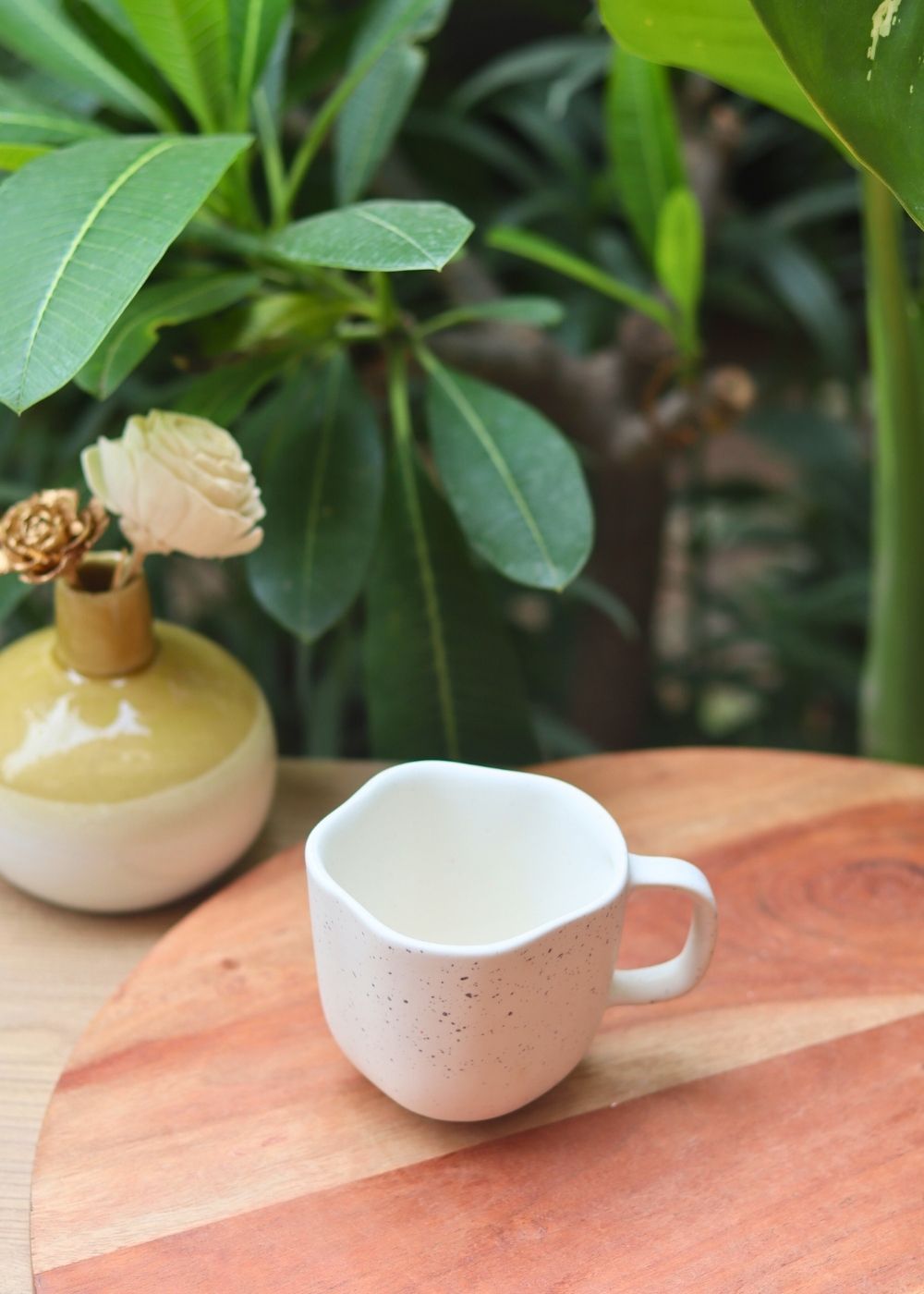 misfit mug with classy white color