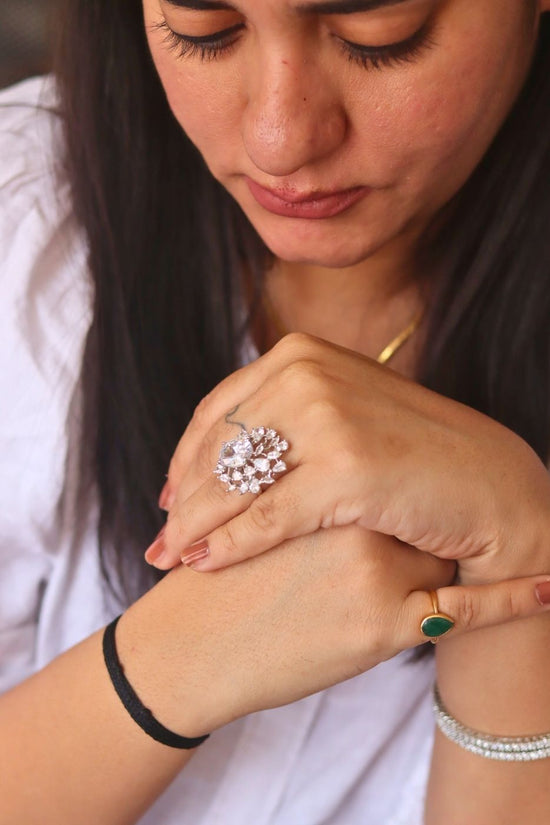 Waterproof Ethereal Gleam Ring