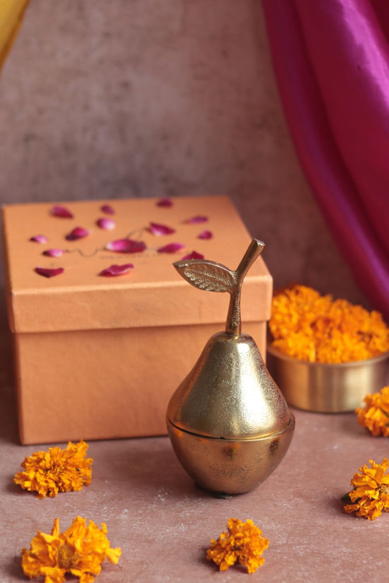 Amber Pear Jar Diwali Gift Box premium quality gift hamper