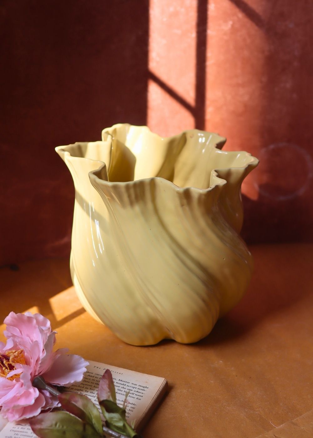 Butter Yellow Statement Vase with premium quality material