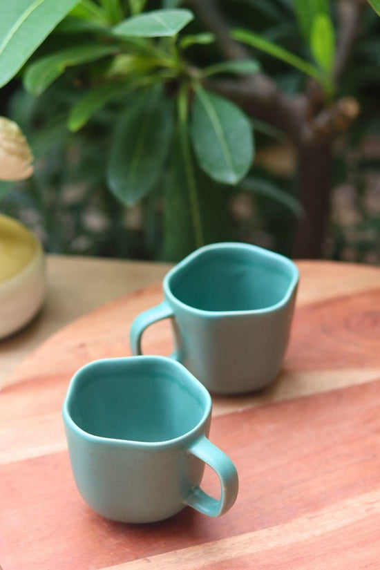 misfit mug with amazing teal color