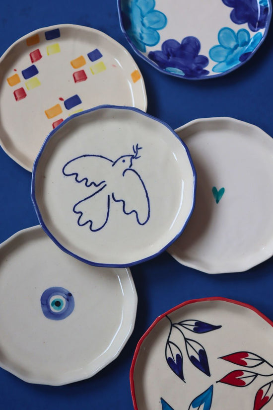 Set of 6 Blue Plates (For the price of 5) with premium quality material