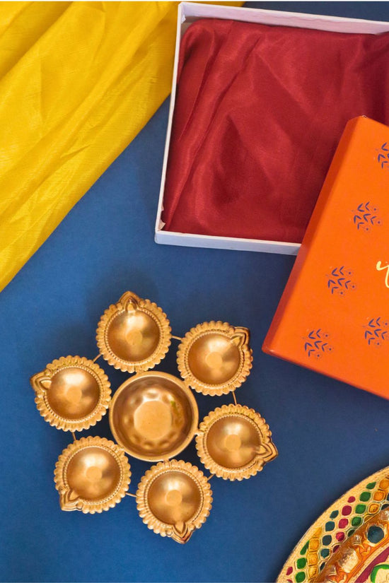 Roshni Ki Mehfil Diya in a Gift Box with premium quality material