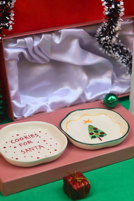 Cookies for Santa & The Xmas Dessert plate in a Gift Box with premium quality material