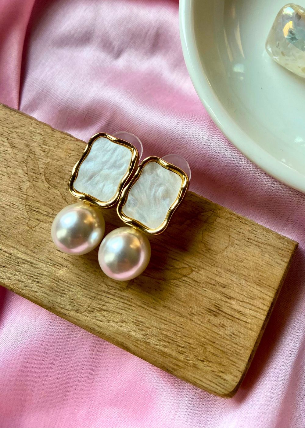 Pearl essential earring handmade in India