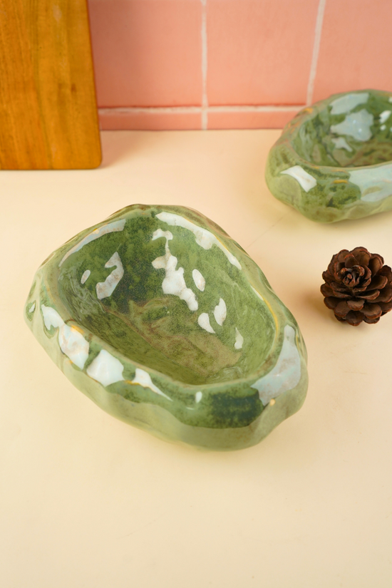 pistachio curry bowl with ceramic material 