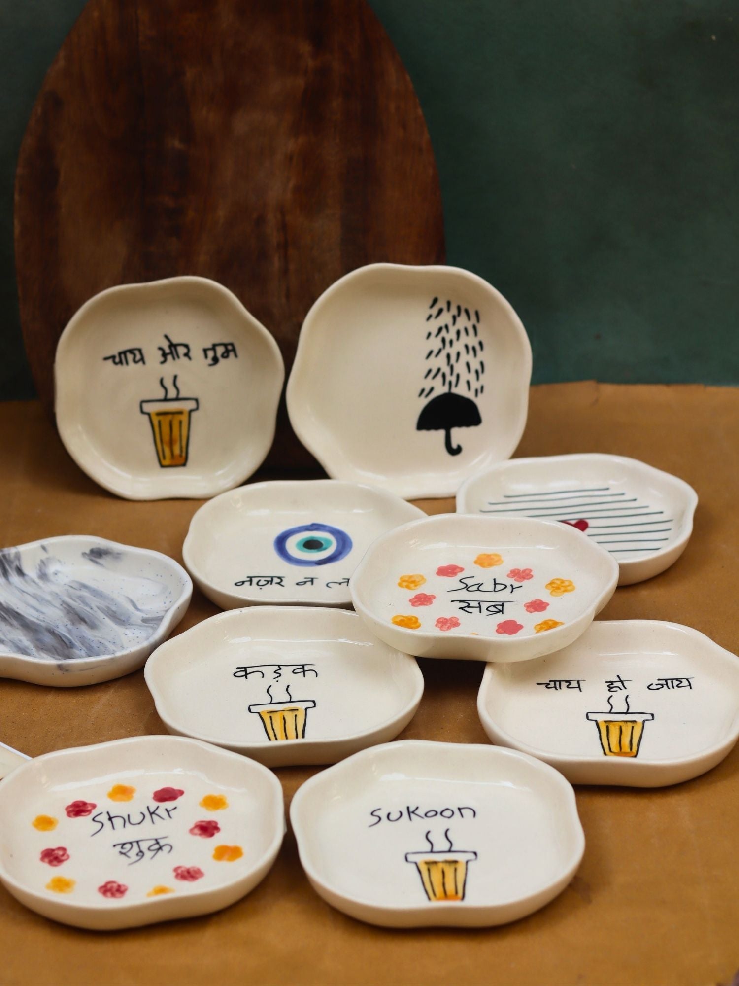 Set of 10 Black & White Dessert Plate (for the price of 7)