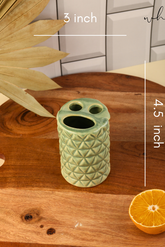 Green brush holder height & breadth 