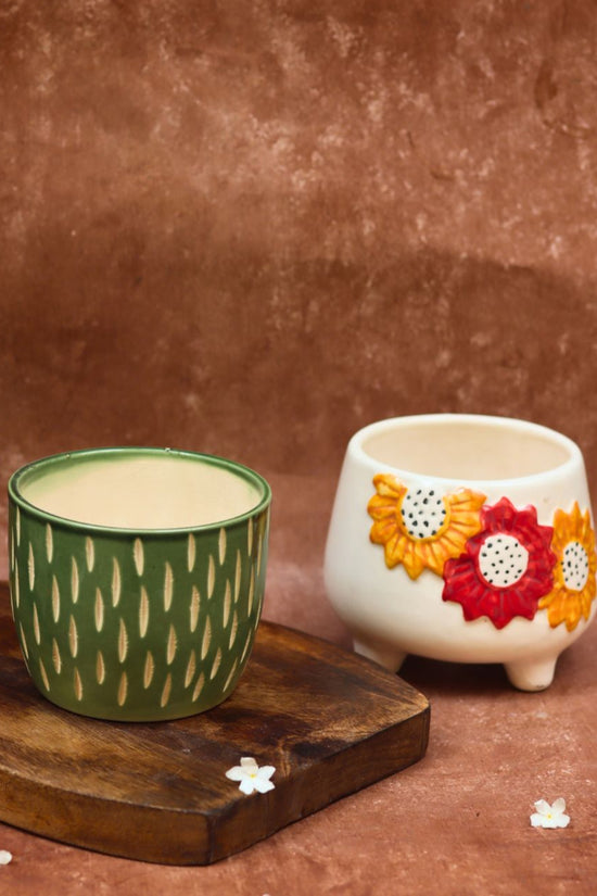 Floral Bliss & Etching Green planter with premium quality material